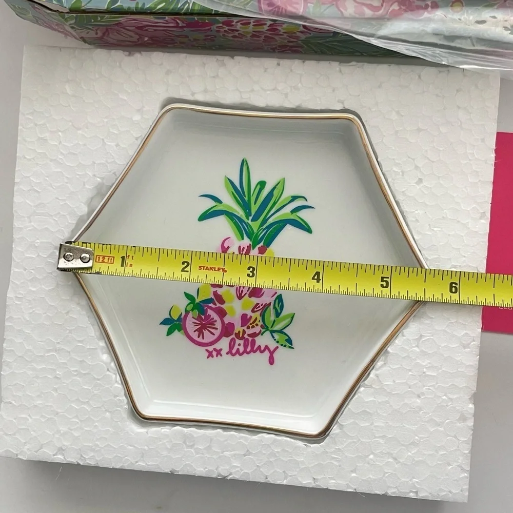 Lilly Pulitzer trinket dish PINEAPPLE motif new in box